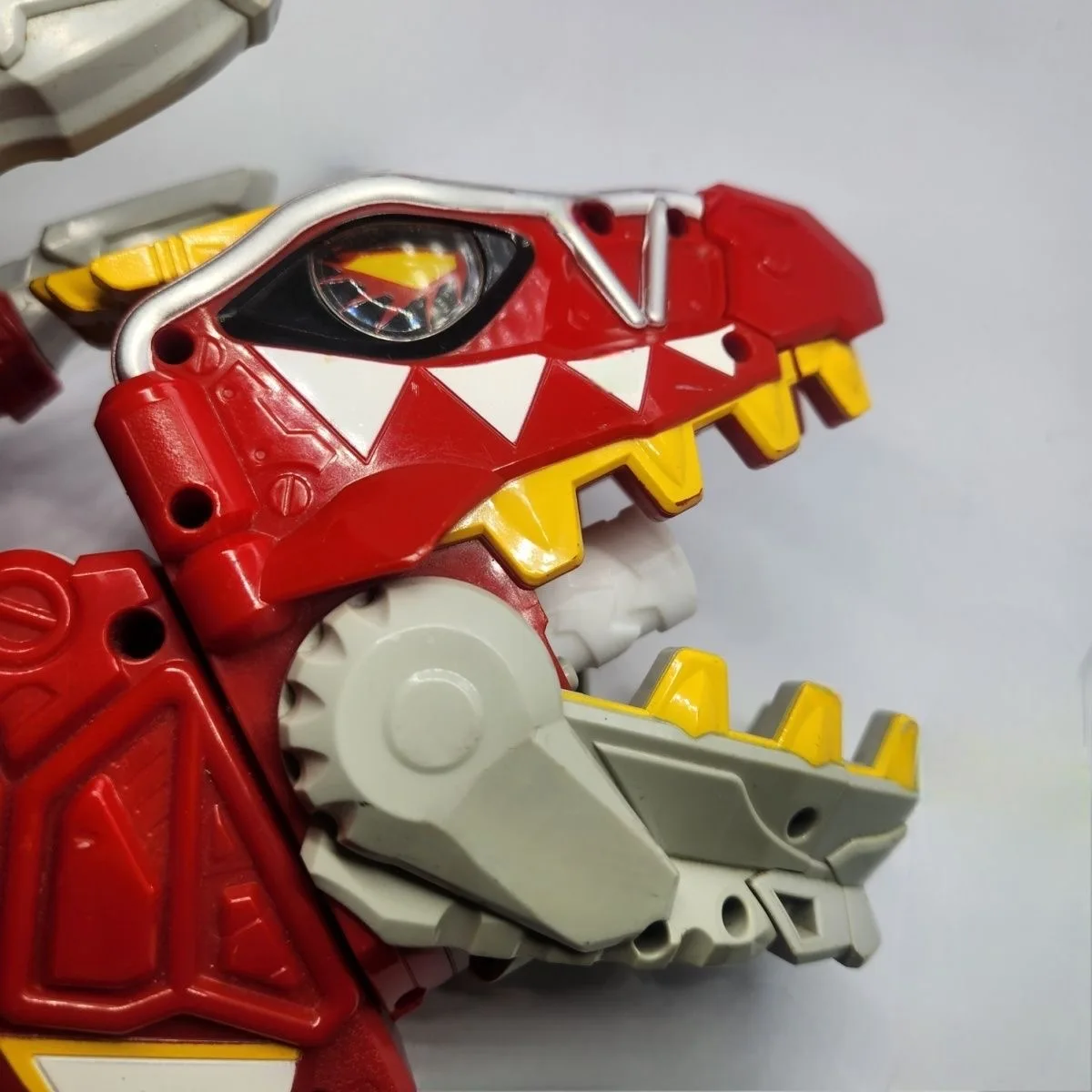 

Аниме периферийный реквизит с регулируемой позиционировкой Zyuden Sentai Kyoryuger Zyudenchi Модель аксессуары игрушки