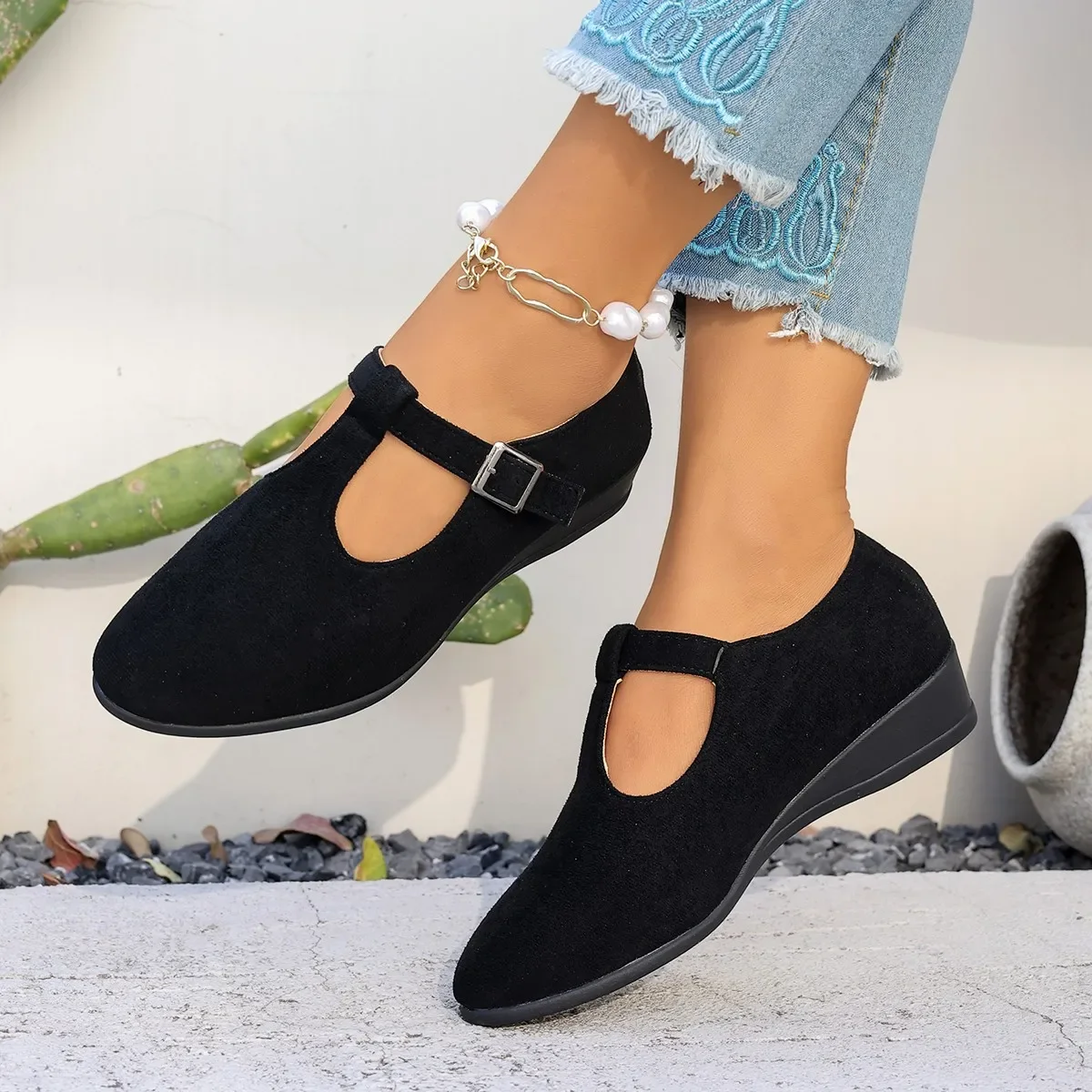 Bequeme T-Strap Mary Jane Wedges für Damen, Obermaterial aus Wildleder & niedriger Keilabsatz, Alltagsschuhe – Detail 2