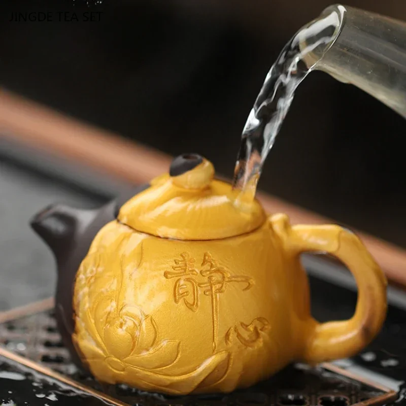 1PCS Resin Color Changing Teapot Creative Tea Pet Decoration Chinese Tea Table Ornaments Mini Fingertip Pot