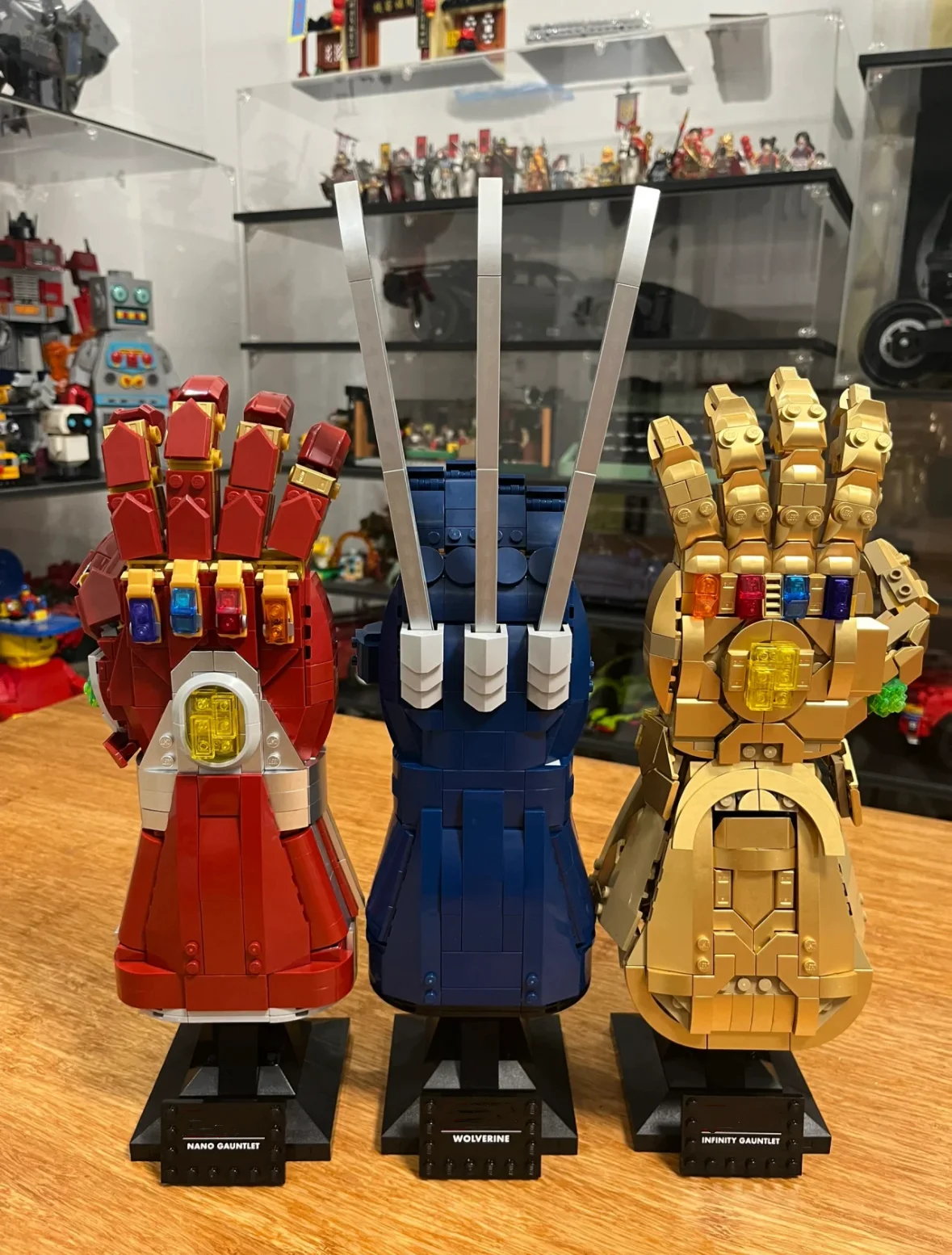 

The Avengersed Wolf Gloves Claws Nano Gauntlet Infinity Thunder Building Blocks Bricks Toys Kid Birthday Christmas Gifts