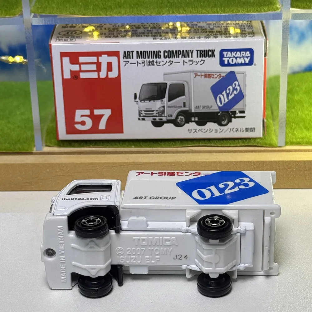 Takara Tomy Tomica No.57 Art Moving Center Truck Alloy Diecast Mini Vehicle Model Collectible Toy For Boys Kids Birthday Gift