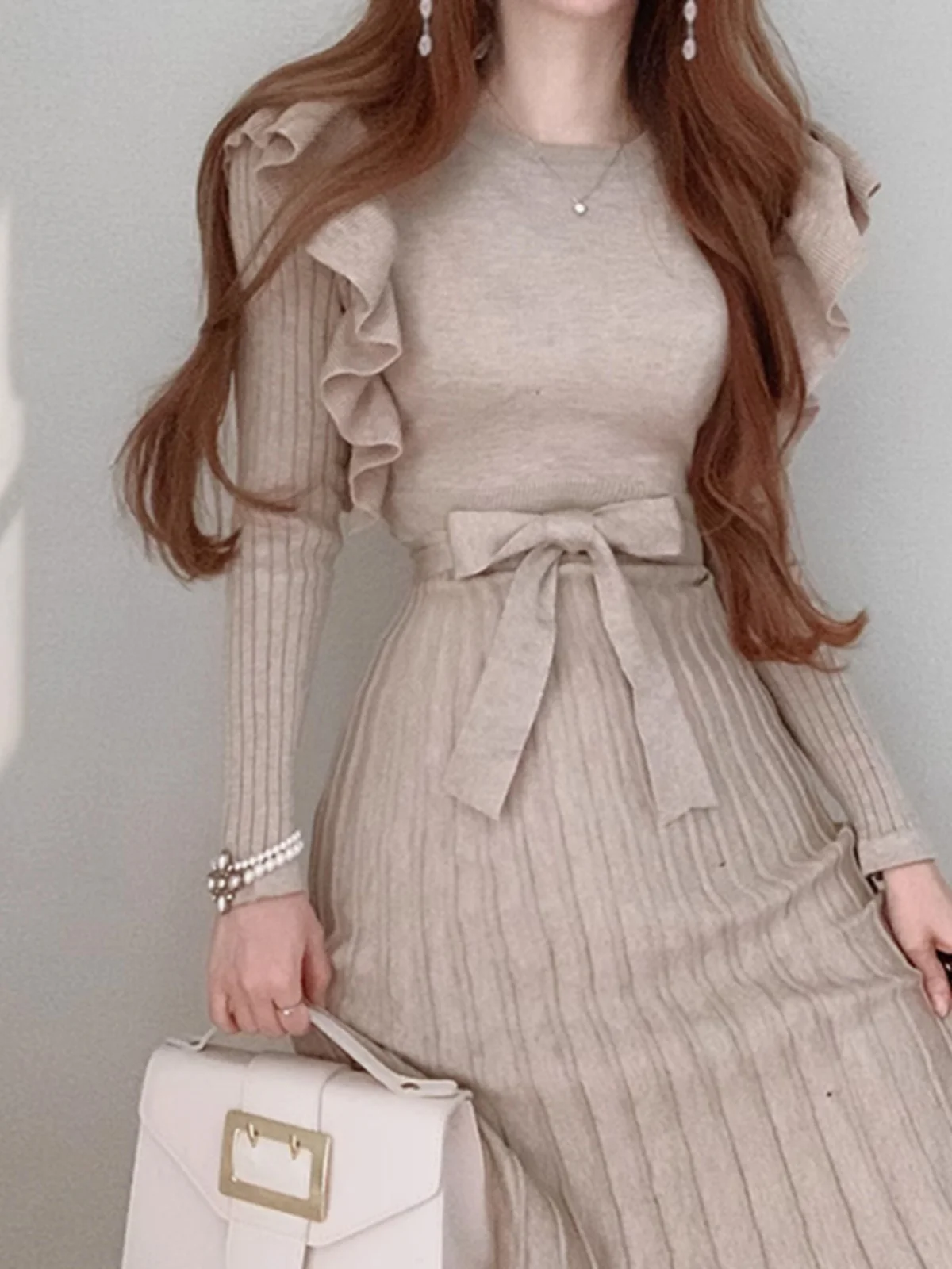 Vestido F de Tricô com Bainha de Renda cada, Cintura Marcada com Cinto, Camada Base, Saia Midi, Estilo Coreano, Go...