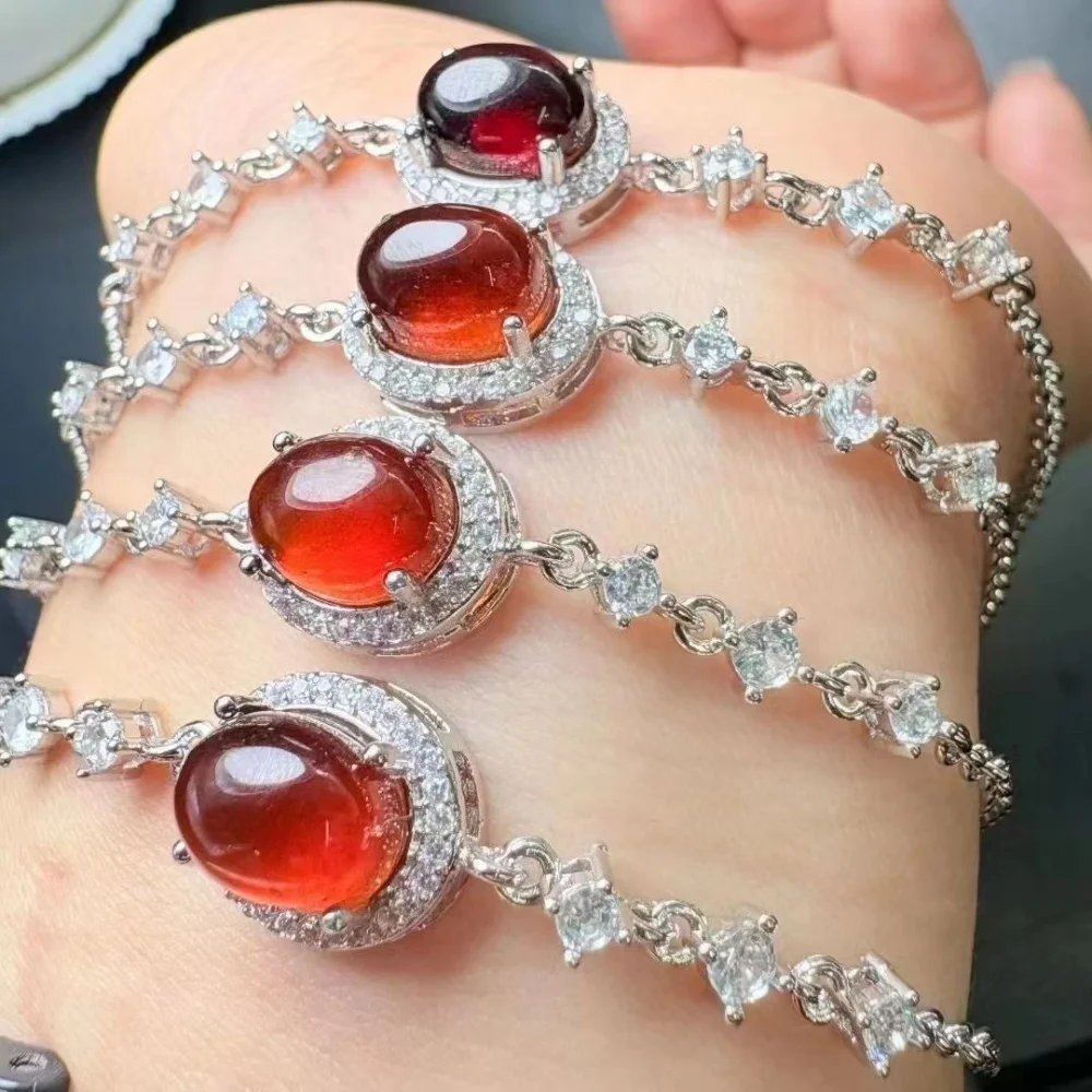

Natural Garnet Bead Bracelet Energy Fashion Crystal Gemstone Jewelry Reiki Healing Gift For Women 1pcs