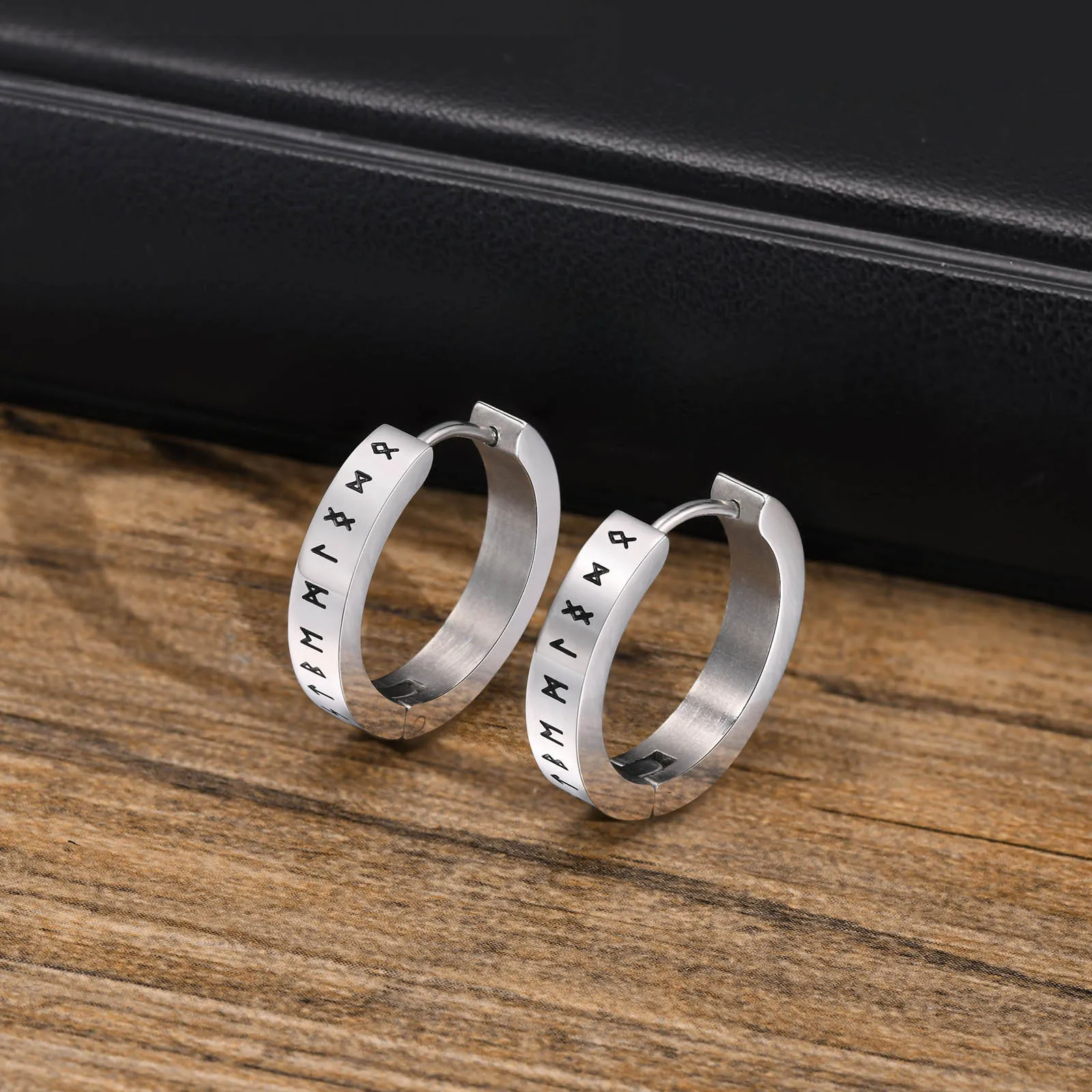 Vnox Viking Hoop Earrings for Men Women Boys, New Gothic Punk