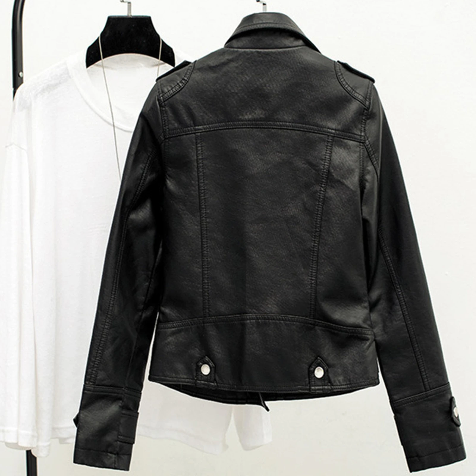 Women's Casual PU Lapel Jacket Solid Color Classic Cool Waterproof Biker Jacket Suitable for Friends Gathering Wear