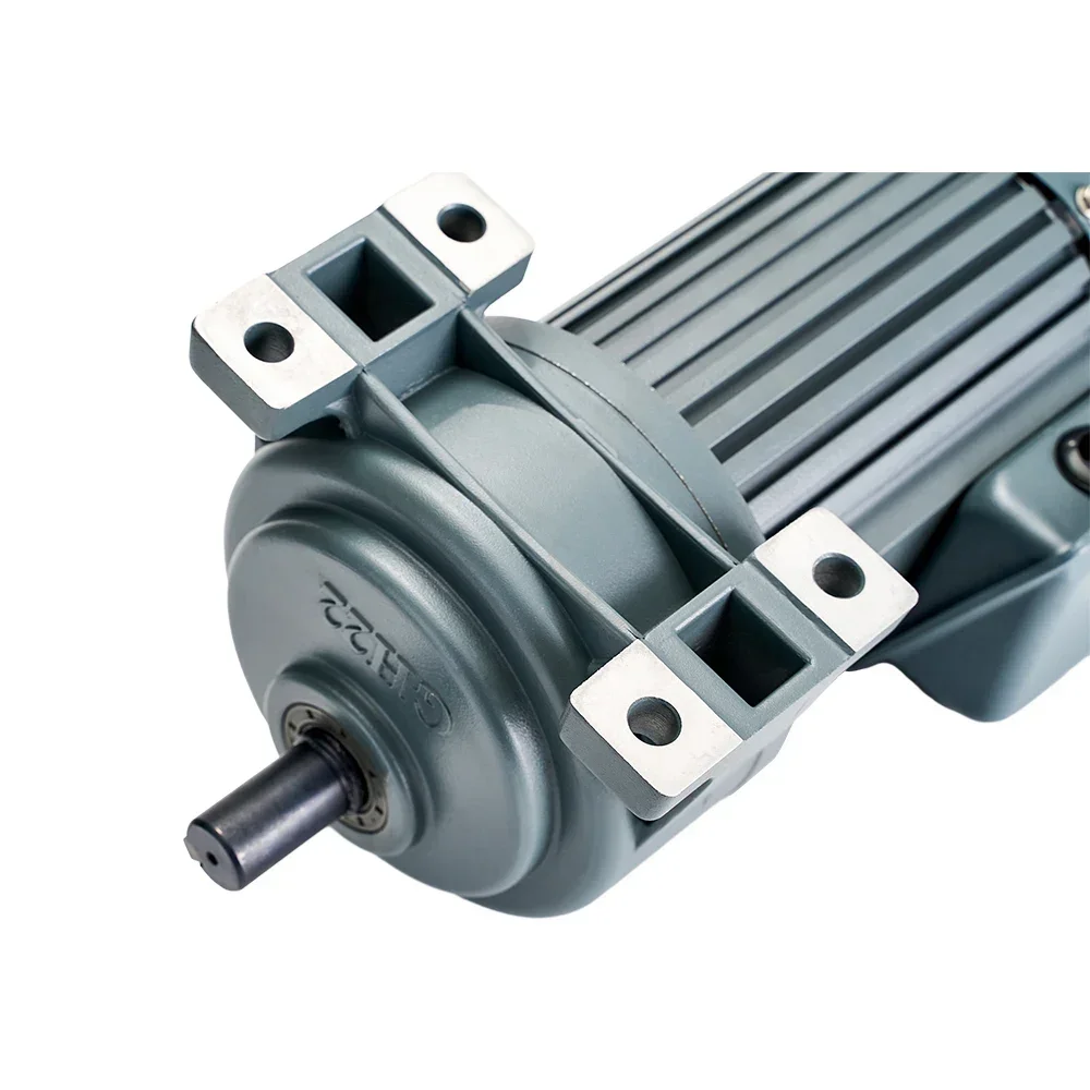 2025Low speed 100W 230-440V 3phase 50/60hz small AC gear motor vertical motor