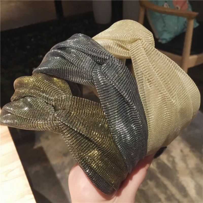 

Элегантная металлическая повязка на голову в корейском стиле – широкая повязка с перекрестным узлом, блестящая и стильная, для повседневного использования, аксессуар для волос для женщин.