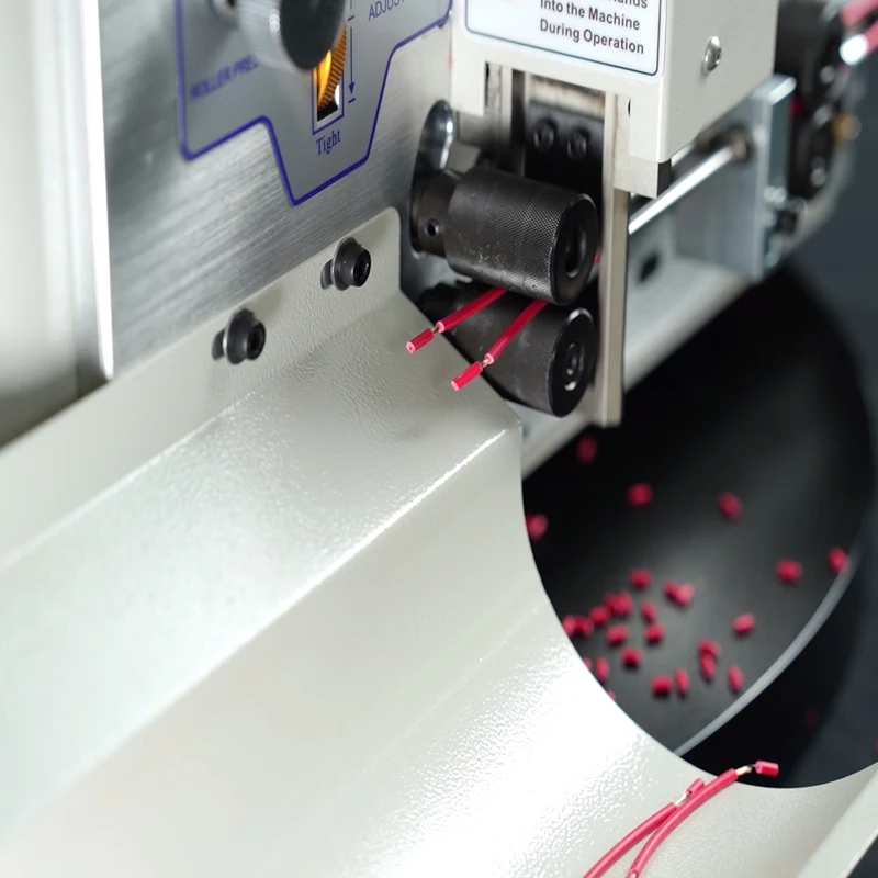

SWT-608-SDB2N SDB2S 4 Wheels Double Wire Short Stripper With Jump Tube Peeling Cutting Automatic Strip Stripping Machine 0.1-4mm