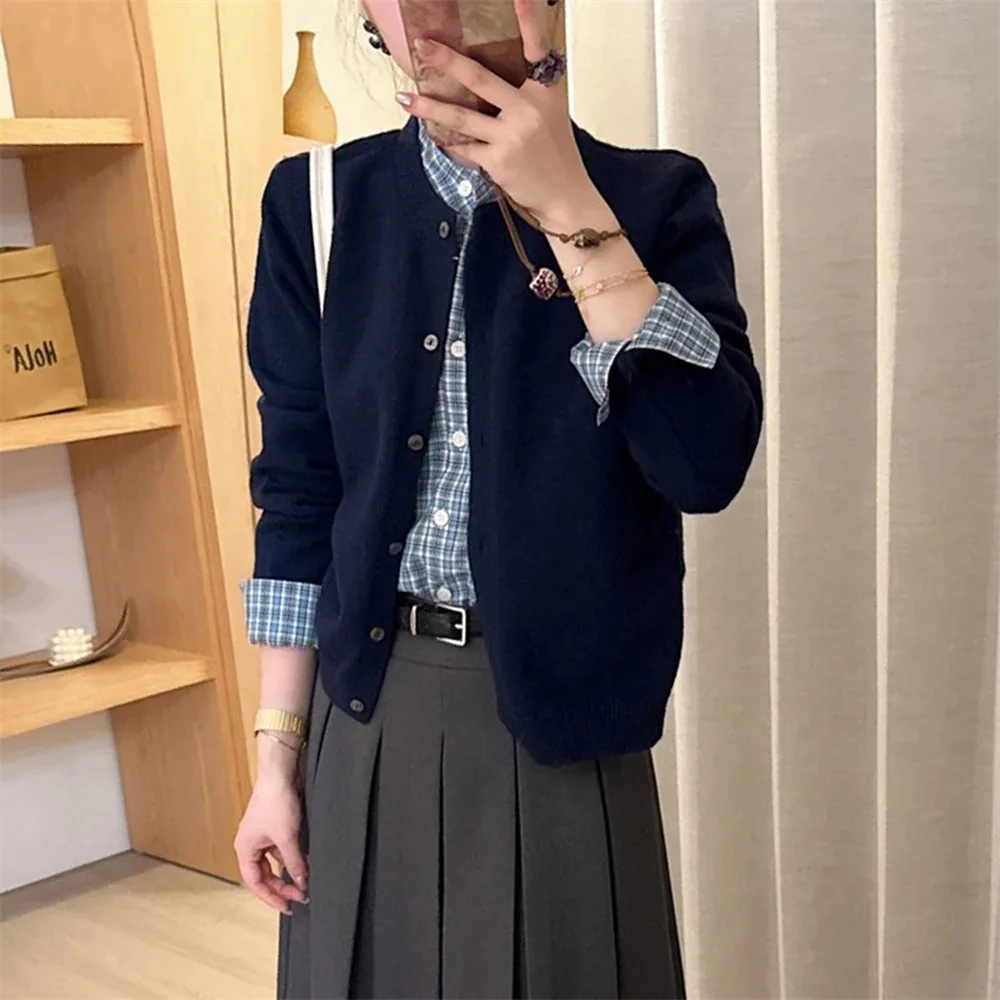 

2025 из двух частей клетчатый свитер, женский кардиган, осенне-зимний новый дизайн, вязаный свитер с круглым вырезом, куртка, топ