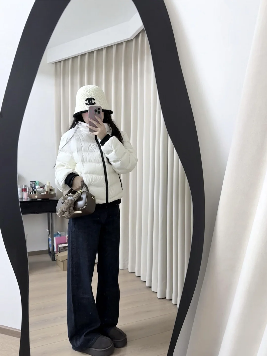 

Korean Style Hooded Thickened Warm Cotton Jacket Women's Fashionable Versatile Outerwear Winter 2025 New Arrival Elegant