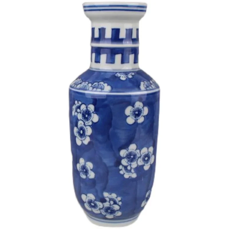 

Jingdezhen Antique Ceramic Qianlong Blue and White Hand Painted Vase Home Decoration Collection