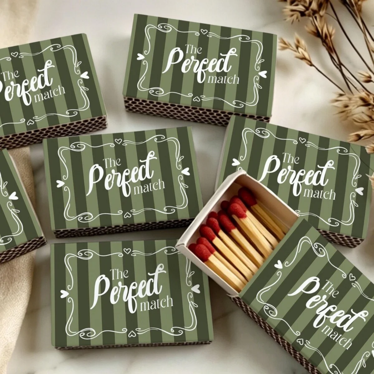 cajas-de-cerillas-personalizadas-para-bodas-el-regalo-perfecto-para-los-invitados-ideal-para-fiestas-de-compromiso-despedidas-de-soltera-y-como-recuerdo-elegante