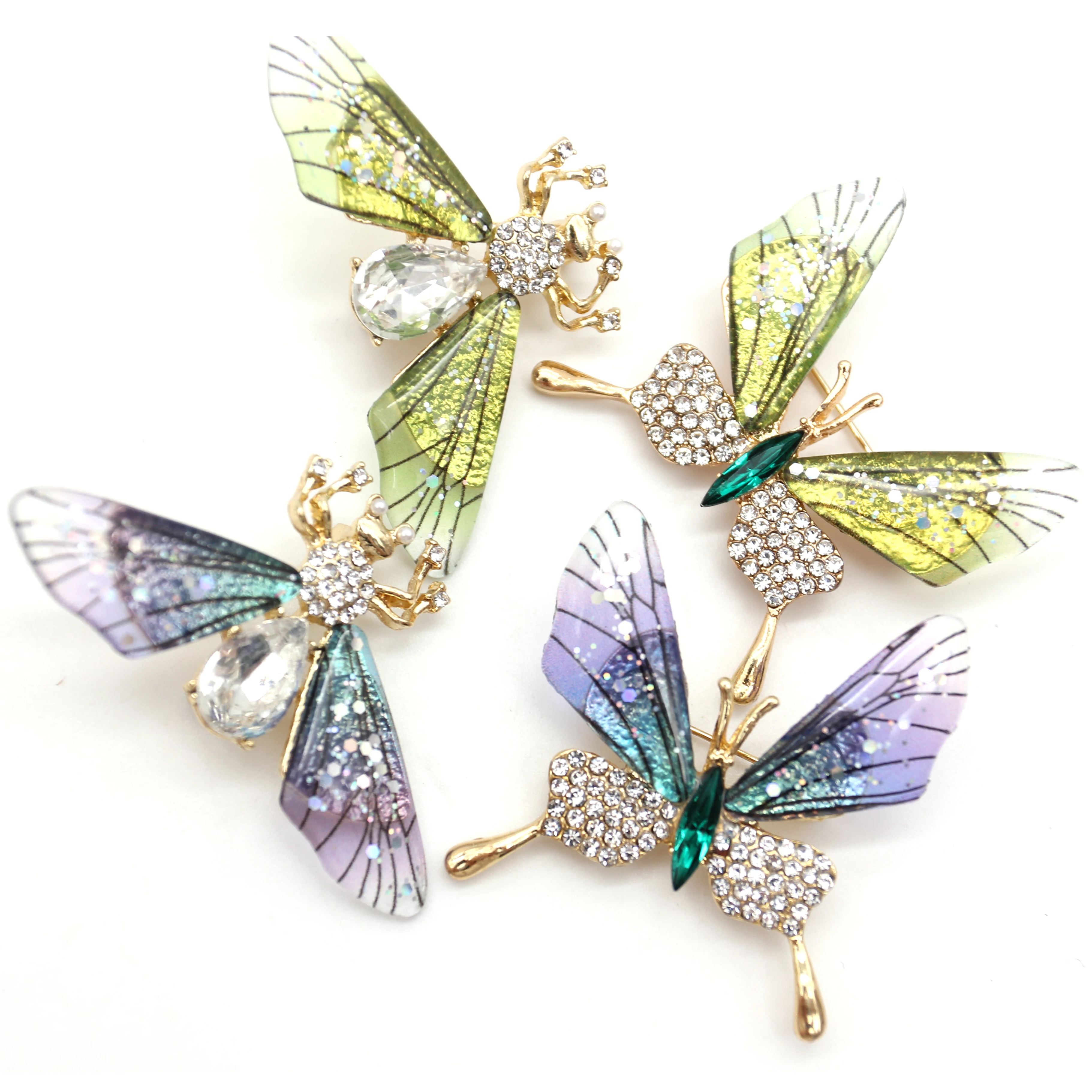 

Retro Transparent Acrylic Bee Butterfly Alloy Brooch Decorated Insect Brooch Suit Custom Lapel Pin