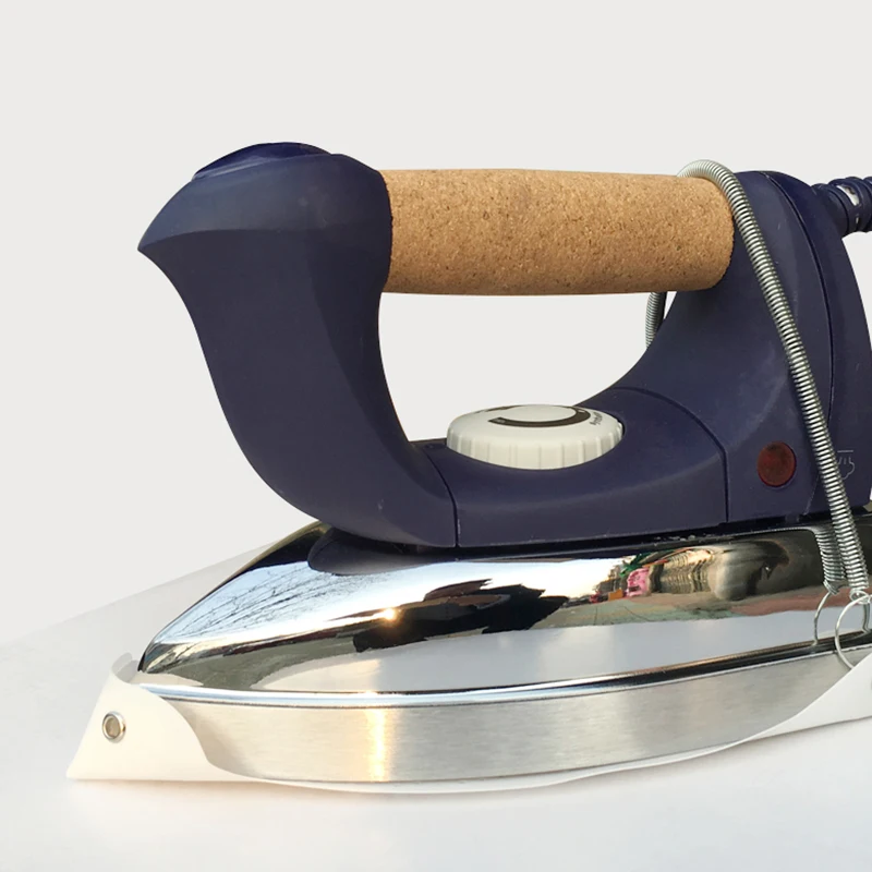 Protective Mesh Cover for Ironing Boards Made from PTFE and Aluminum Composite Ensures Safe Ironing Experience