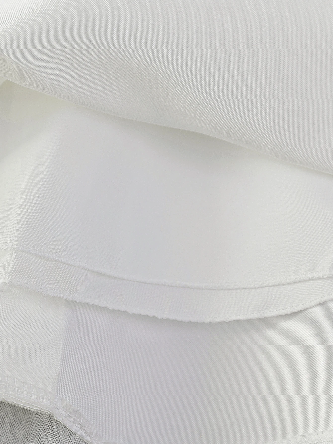 White Latest Garments for Baby Girls\' Sleeveless Gown Designs Party Wear Frocks