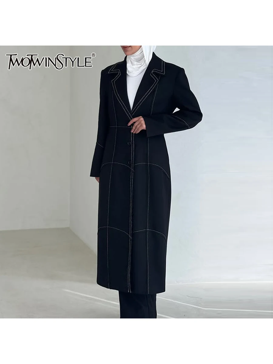 TWOTWINSTYLE Hit Color Slimming Long Coats For Women Lapel Long Sleeve High Waist Temperament Spliced Pocket Jackets Female New