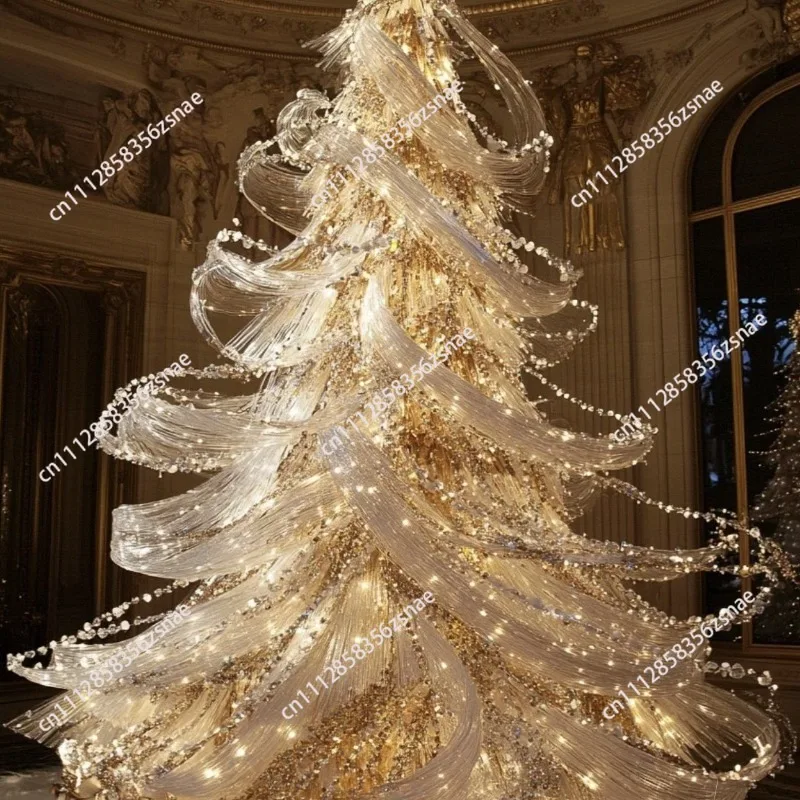 High-end Christmas tree luxury beauty large decorative shopping mall shop window atmosphere layout clock in device