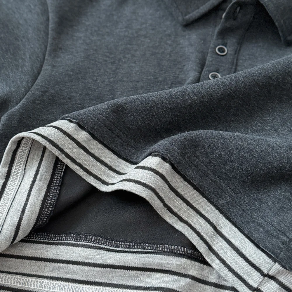 Herbstliche Kinder-Kleidungssets mit Polo-Shirt-Optik, gestreifte Patchwork-Sweatshirts und Hosen, 2-teiliger Freizeitanzug für Jungen und Mädchen – Detail 6