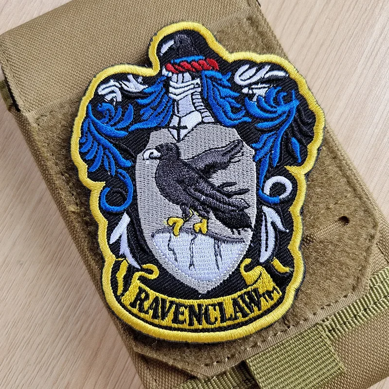 Snake Eagle Badger Lion Hook&loop Patches Four Major College Iron-on Emblem Embroidered Patches Tactical Backpack Sticker Emblem