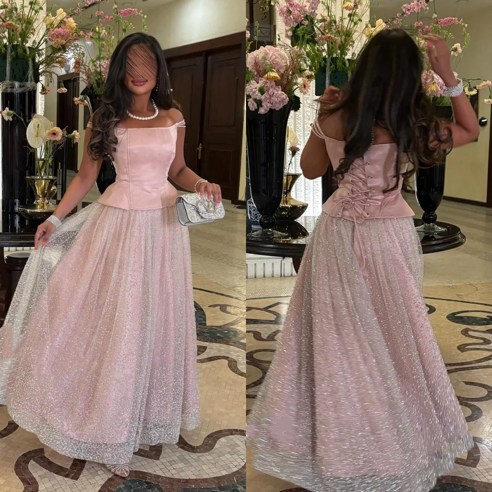 

Индивидуальные современные стильные модные шармезные плиссированные прямые длинные платья без бретелек на заказ платья для особых случаев блестящие ретро