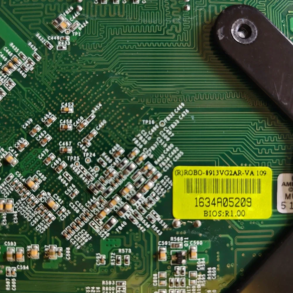 للوحة الأم الصناعية بورتويل ROBO-8913VG2AR-VA 109