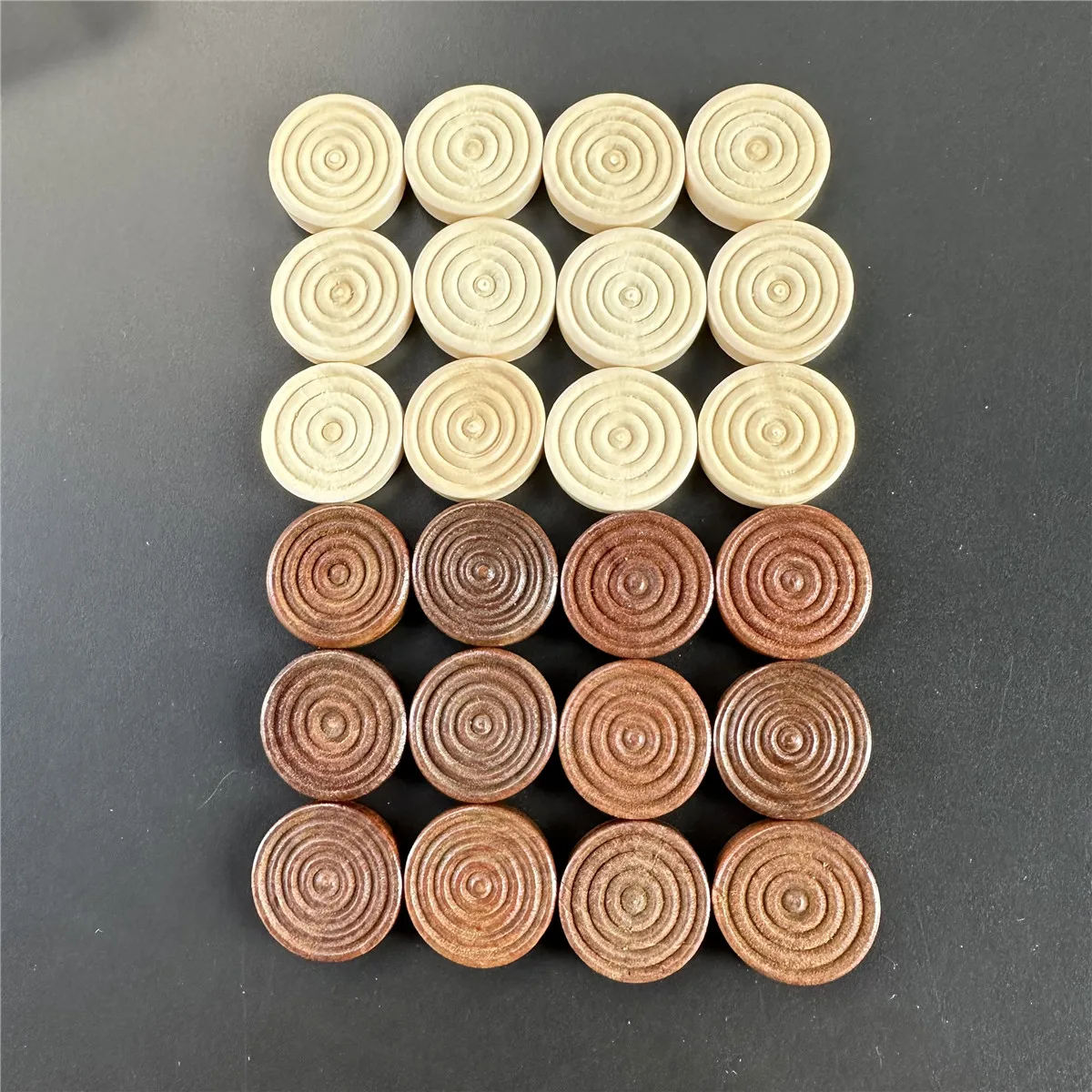 24 teile/satz mit 2,5 cm runden Holz checkern rund um internat ionale Schachfiguren für Backgammon-Zubehör für Brettspiele