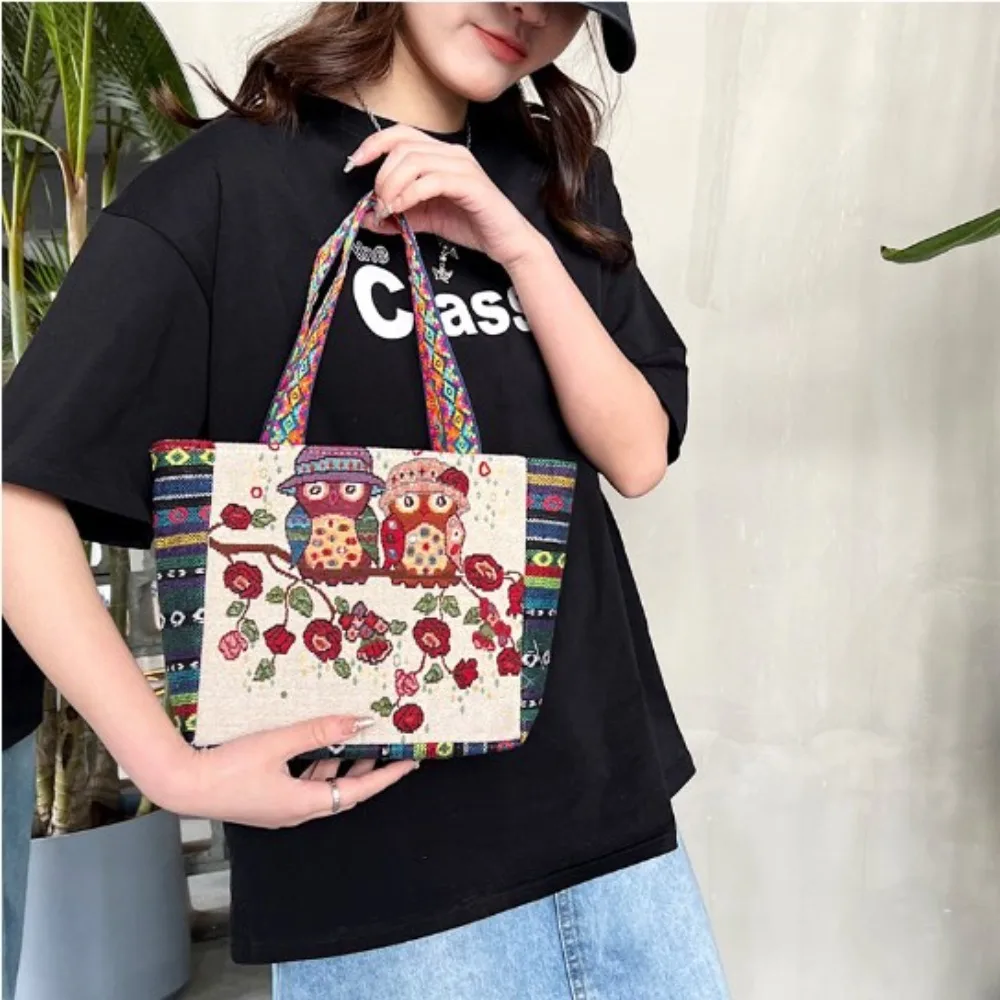 European and American Retro Handbags Handmade Embroidery Bag Traditional Tote Canvas Bags Practical for Travel Dating Party Home