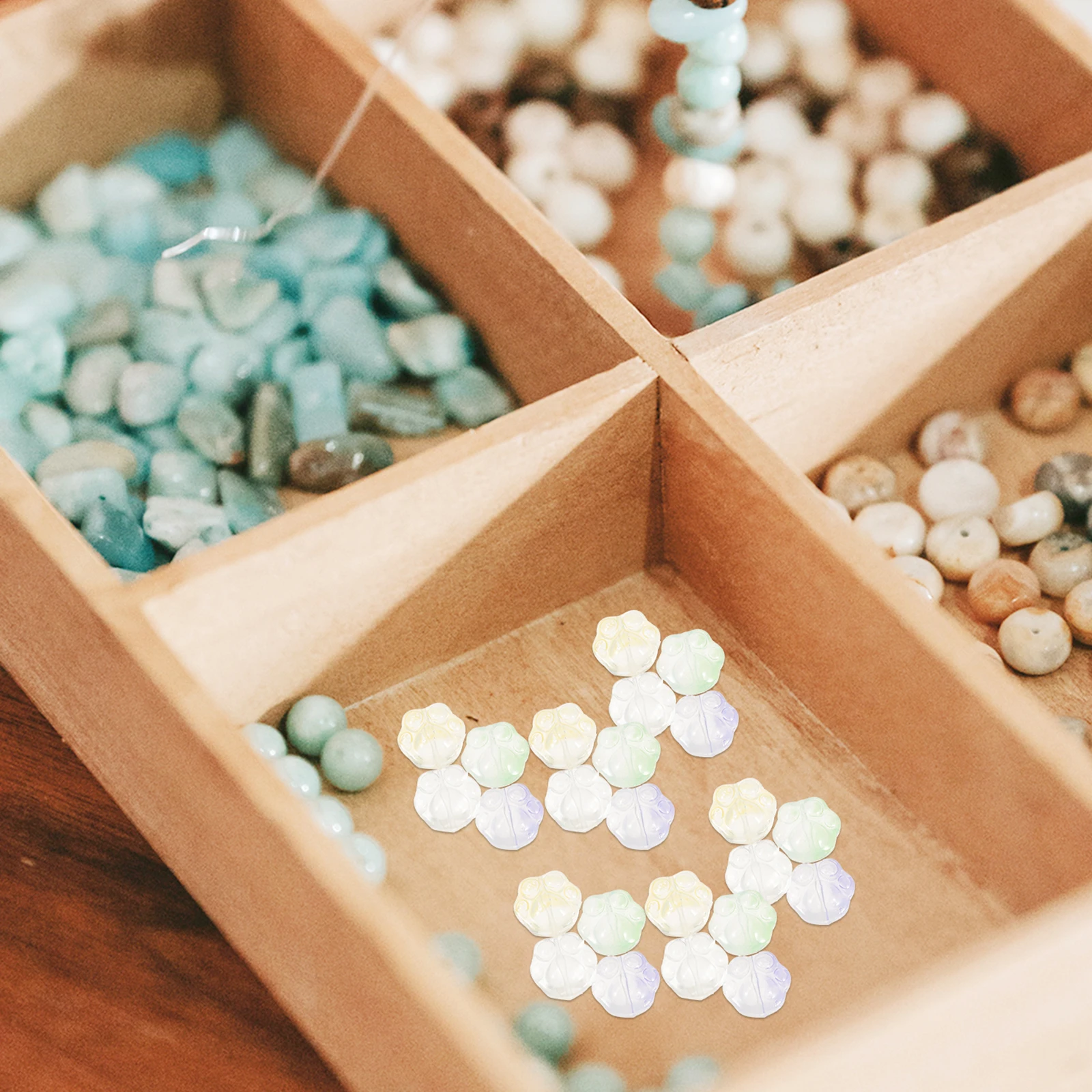 

100 Pcs Bear Claw Beads Smooth Surface Bulk Charms Romantic Home Decoration Transparent Glass for Jewelry Making Loose