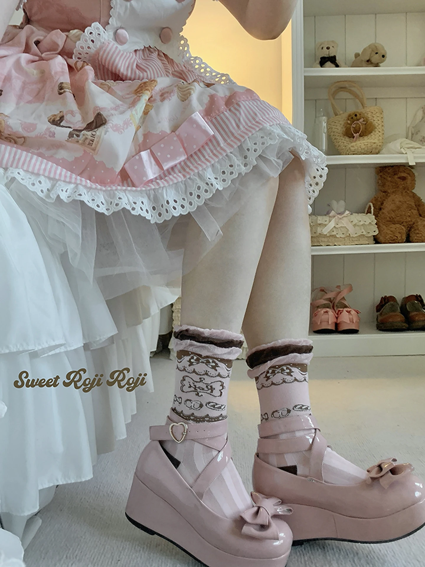 Japanese Retro Sweet Lolita Socks Women's Autumn Warm Pure Cotton Jk Uniform Pile Skinny Leg Socks Soft Cute Girl Tube Sock