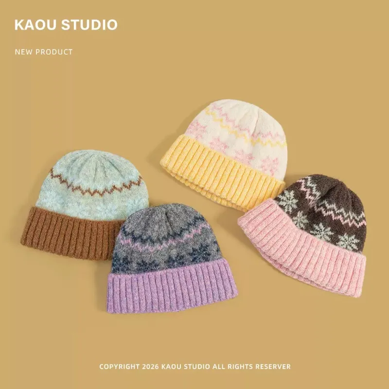 Fair Isle Snowflake Knit Beanies for Women Vintage Geometry Jacquard Winter Warm Cuffed Skullcap Multi‑Color Casual Knitted Hat