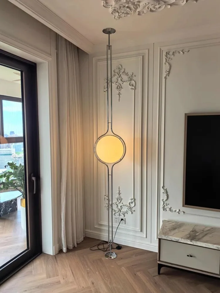 

Modern Garrault Delord LED Floor Lamp Chrome Metal White Acrylic Ball Floor Light Living Room Hotel Room Sofa Decoration Lamp