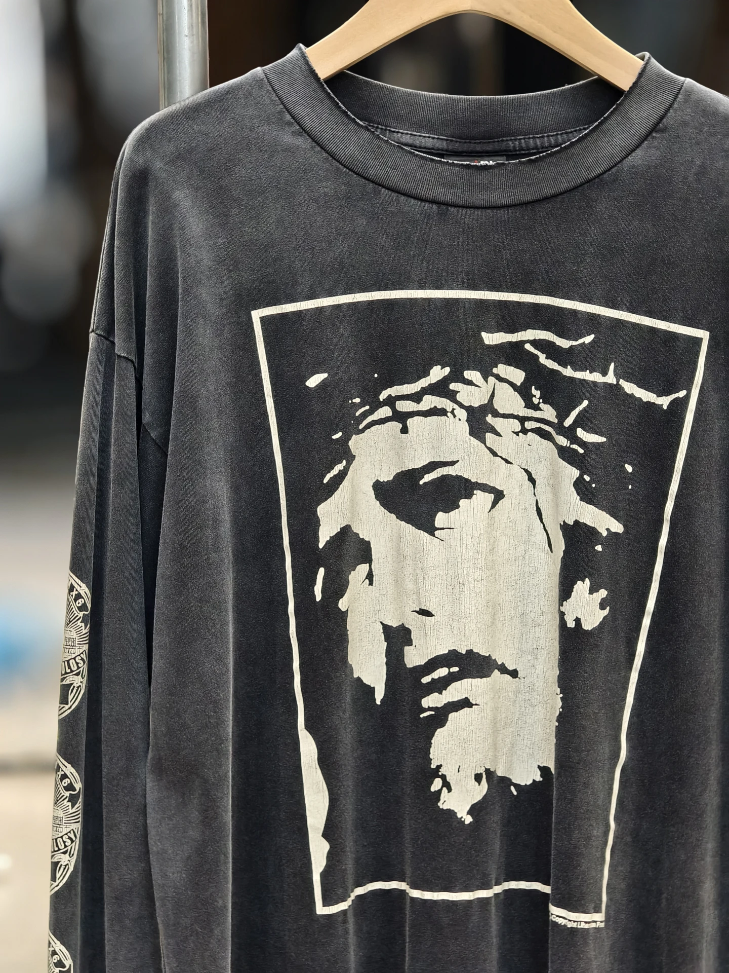 

Waed Loose Long Sve T-irt Men's Vintage American High Street Cra God INS Trend Youth Cotton Anti-Wrinkle Maintains S...