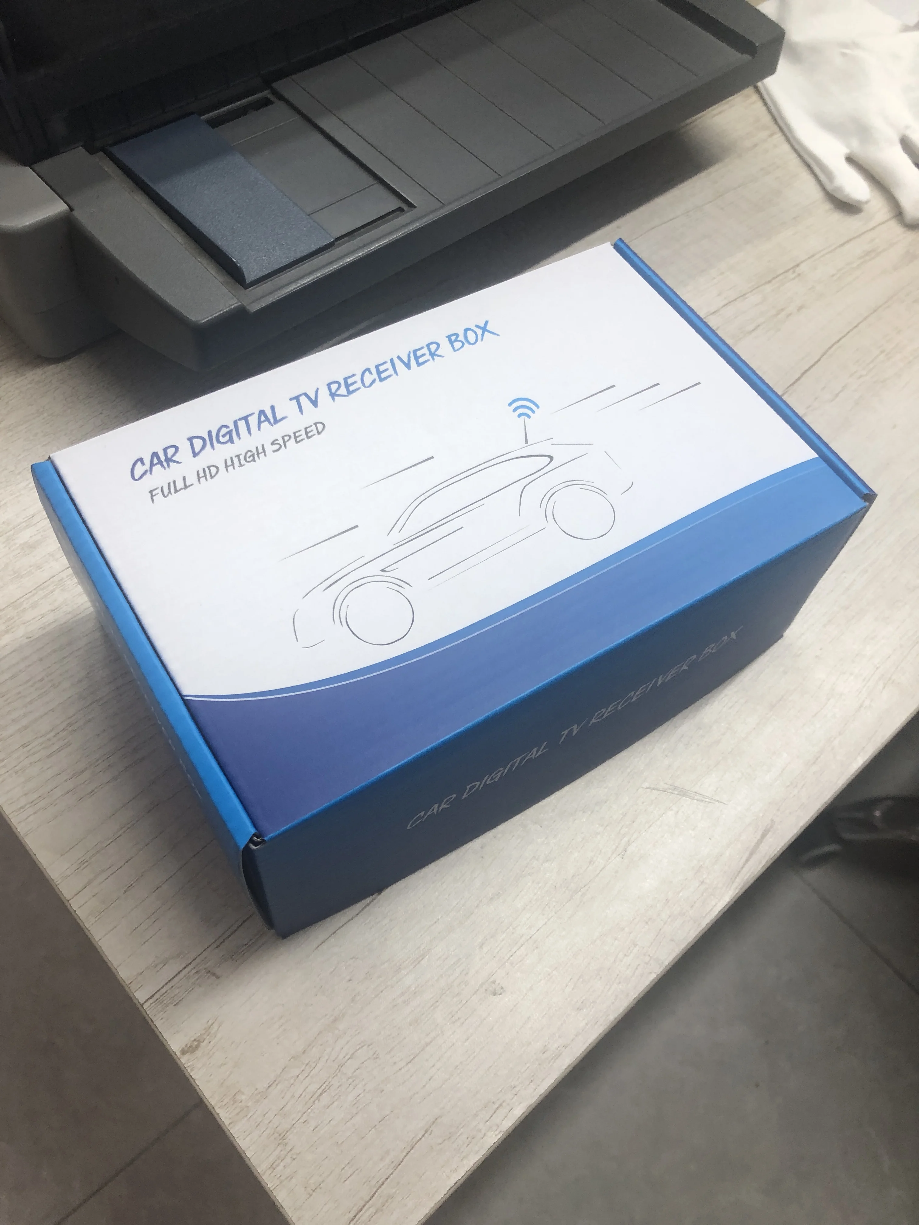 Car TV Tuner MPEG-4 Digital TV BOX Receiver Mini TV Box Use in Canada Mexco Digital TV Reception Box