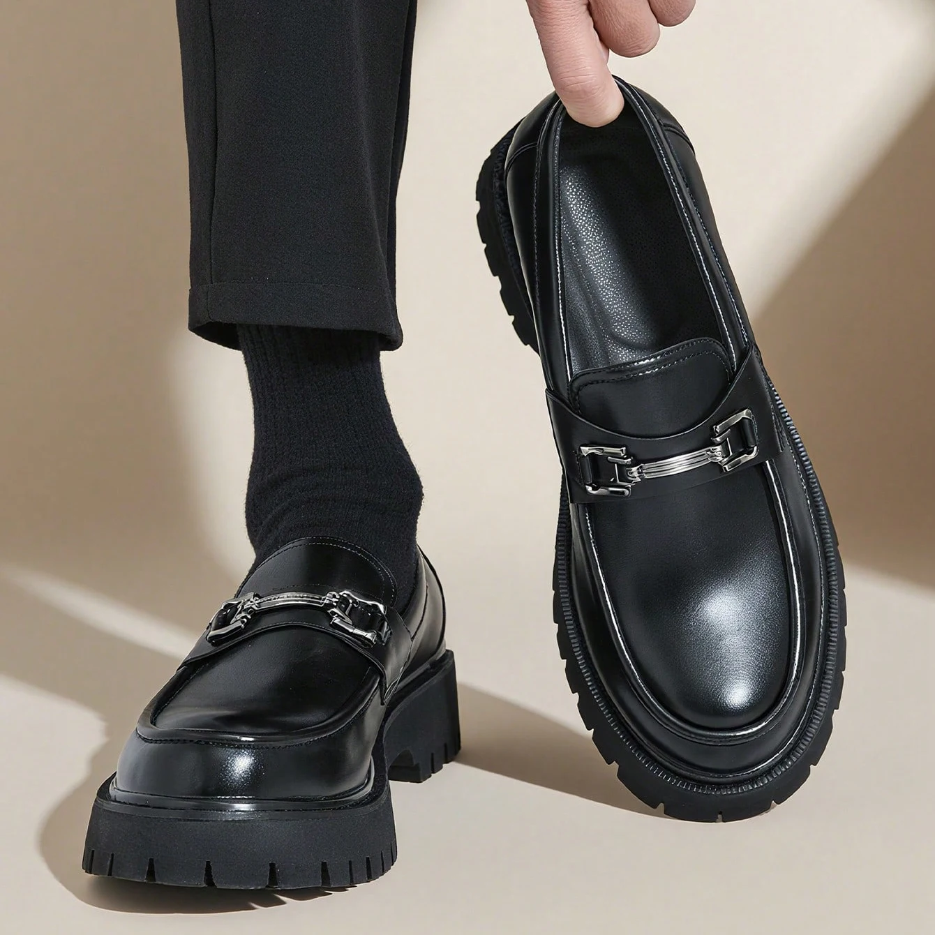 

Fashion Classic Thick Sole Men's Penny Loafers Slip-On Business Dress Shoes for Gentleman Metal Buckle Formal Party Black Shoes