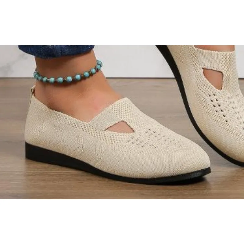 Zapatos planos antideslizantes de punta redonda para mujer, calzado de malla de Color sólido, boca poco profunda, talla grande 43, nuevo estilo