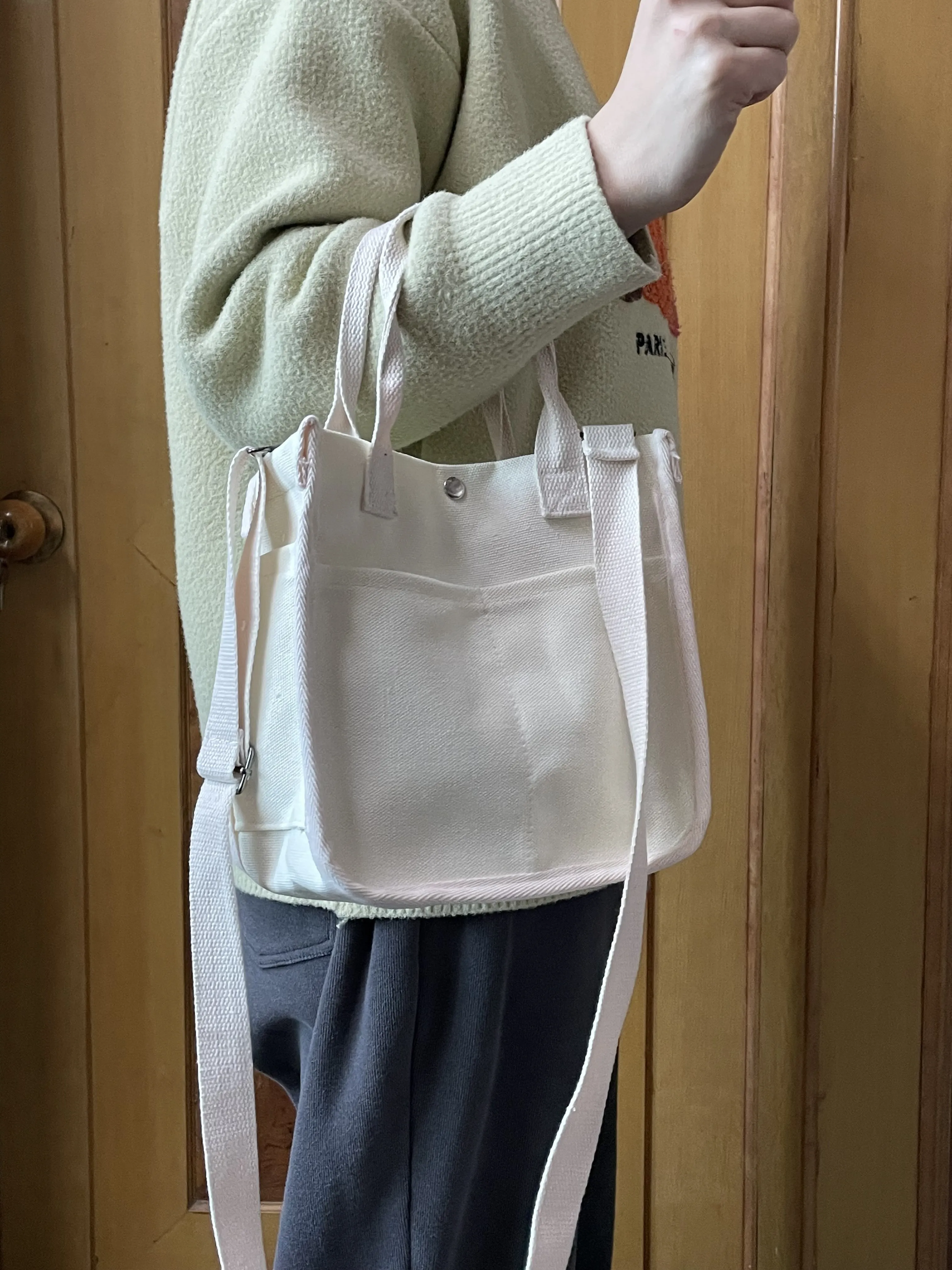 Large-capacity canvas bag, three-dimensional multi-pocket tote bag, simple and versatile crossbody bag, lunch box, handbag