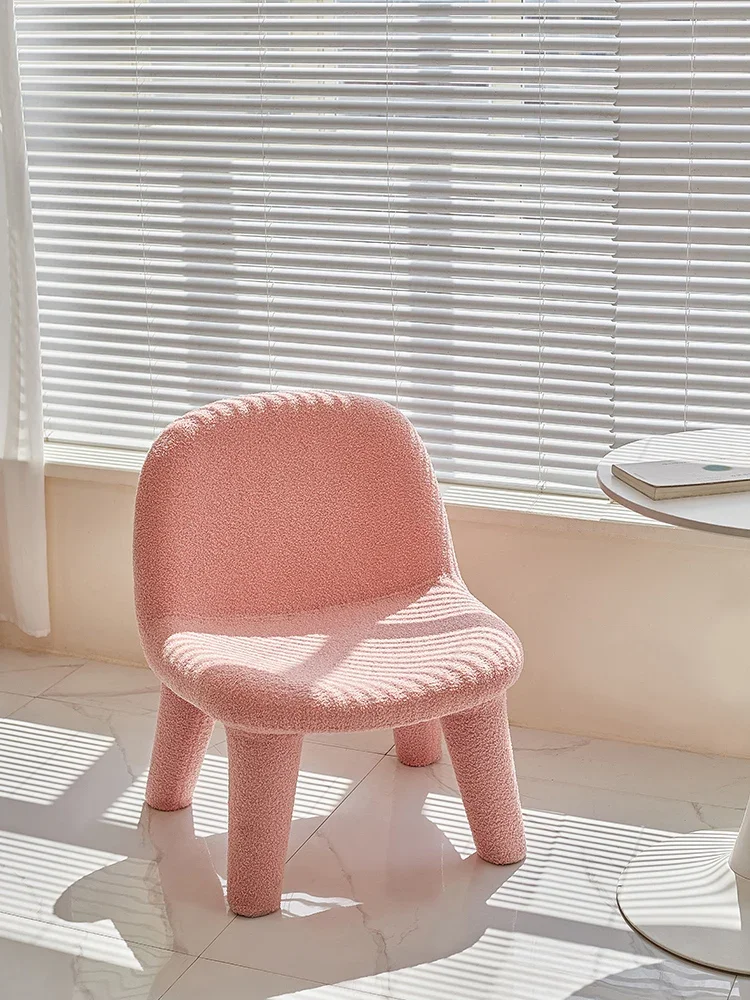 Nordic Designer Plastic Coffee Chairs，Light Luxury Living Room Furniture Backrest Leisure Chair，Imitation Cashmere Dining Chair