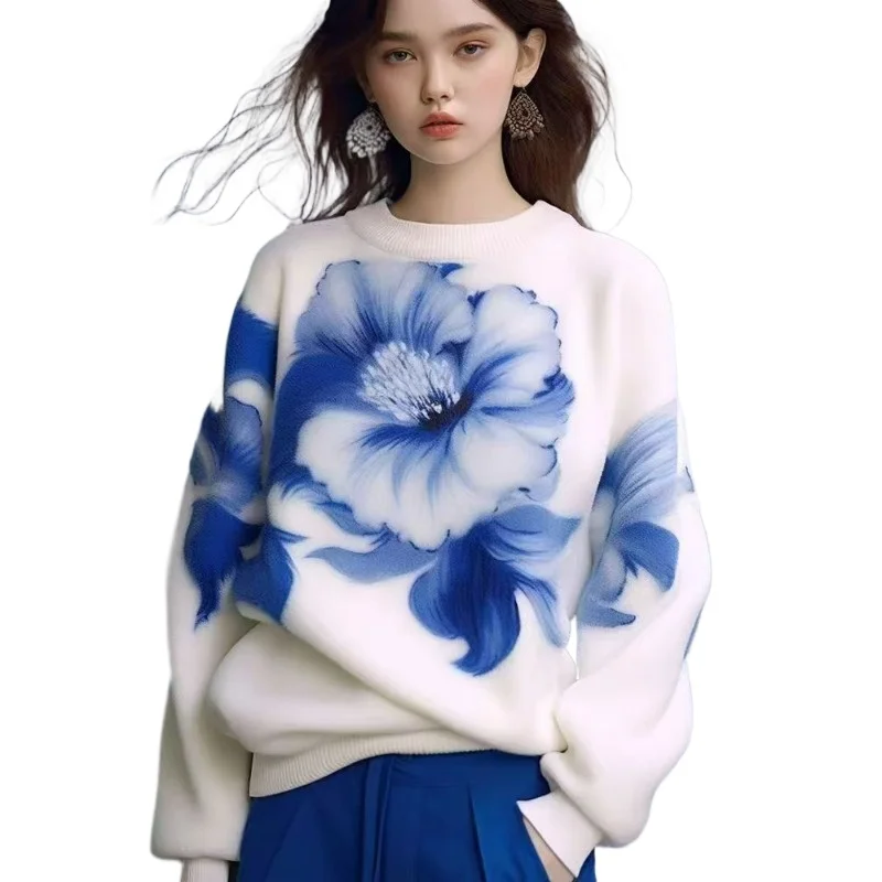 

Counter Textured Women's Dopamine White Blue Flower Sweater Art Top Women's Fashion Versatile Temperament Commuting Pullovers
