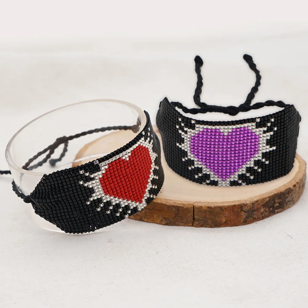 

Women's Bohemian Heart Shape Beaded Bracelet Hand-Woven Gradient Colors Adjustable Trendy Rice Bead Jewelry