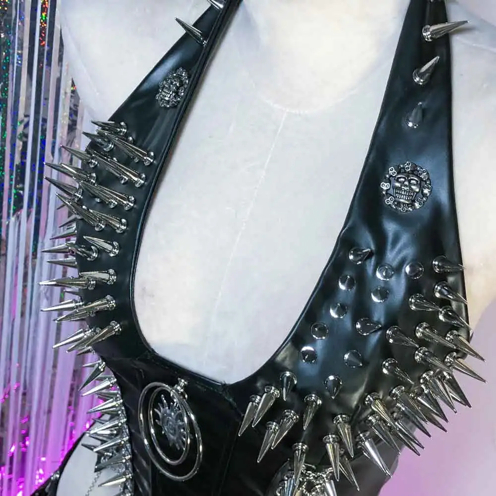 

Fashion Revival Eco Teen Gothic Tank Goth DIY Emo Punk Rock 2025 Hand Made Kawaii 90s Grunge E-Girls Y2K TOPS Harajuku