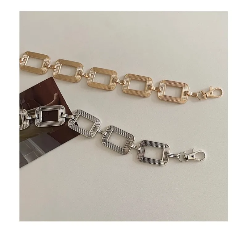 Catena in vita rettangolare in metallo bohémien per abito da donna 2025 Nuovo stile Oro e argento di alta qualità
