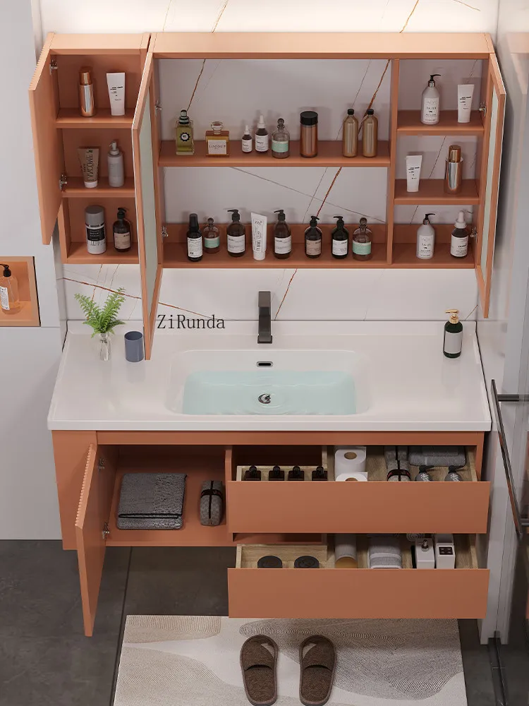 

Тумба для ванной из дуба оранжевого цвета с керамической интегрированной раковиной, боковым отсеком для хранения и унитазом в комплекте