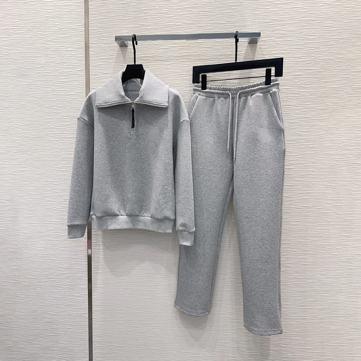2026 High Quality Women's Half Zipper Collar Hoodie Set--2691117