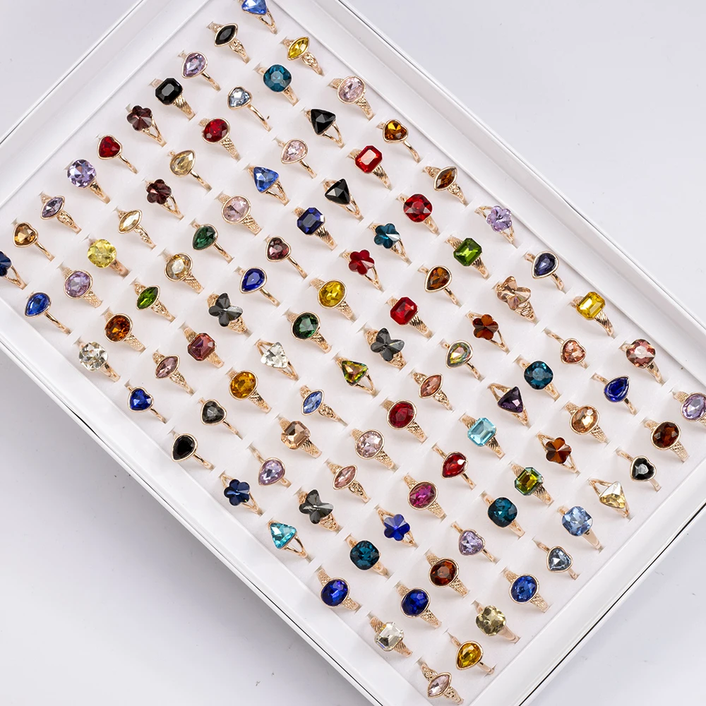 30 Pcs/Lot Fashion Punk Retro Glass Stone Ring For Women Men Geometry Carved Imitation Gemstone Mixed Style Jewelry Party Gifts