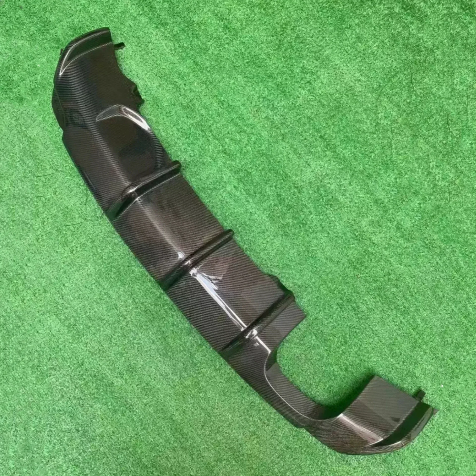 

Body Kit Carbon Fiber Rear Lip for Audi A1 Rear Shovel Spoiler Convert Surround Car Accessories