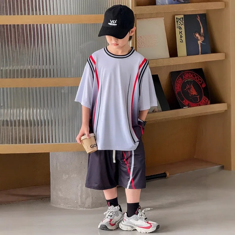 

2025 New Summer Mid to Large Children's Street Basketball Grey Bright Line Decorative Top and Shorts Two Piece Set
