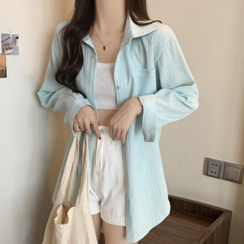 เสื้อคลุมกันแดดไซส์ใหญ่สำหรับผู้หญิง ดีไซน์ใหม่ล่าสุดสำหรับฤดูใบไม้ร่วง สไตล์เกาหลี ความยาวปานกลาง ผ้าบางเบา รุ่น Sensation Small Minori...