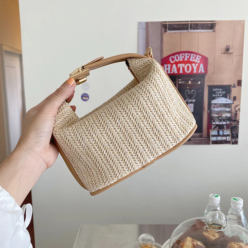 South Korea Dongdaemun ins grass woven small bag leisure women shoulder messenger bag spring new handbag  straw bag Portable bag