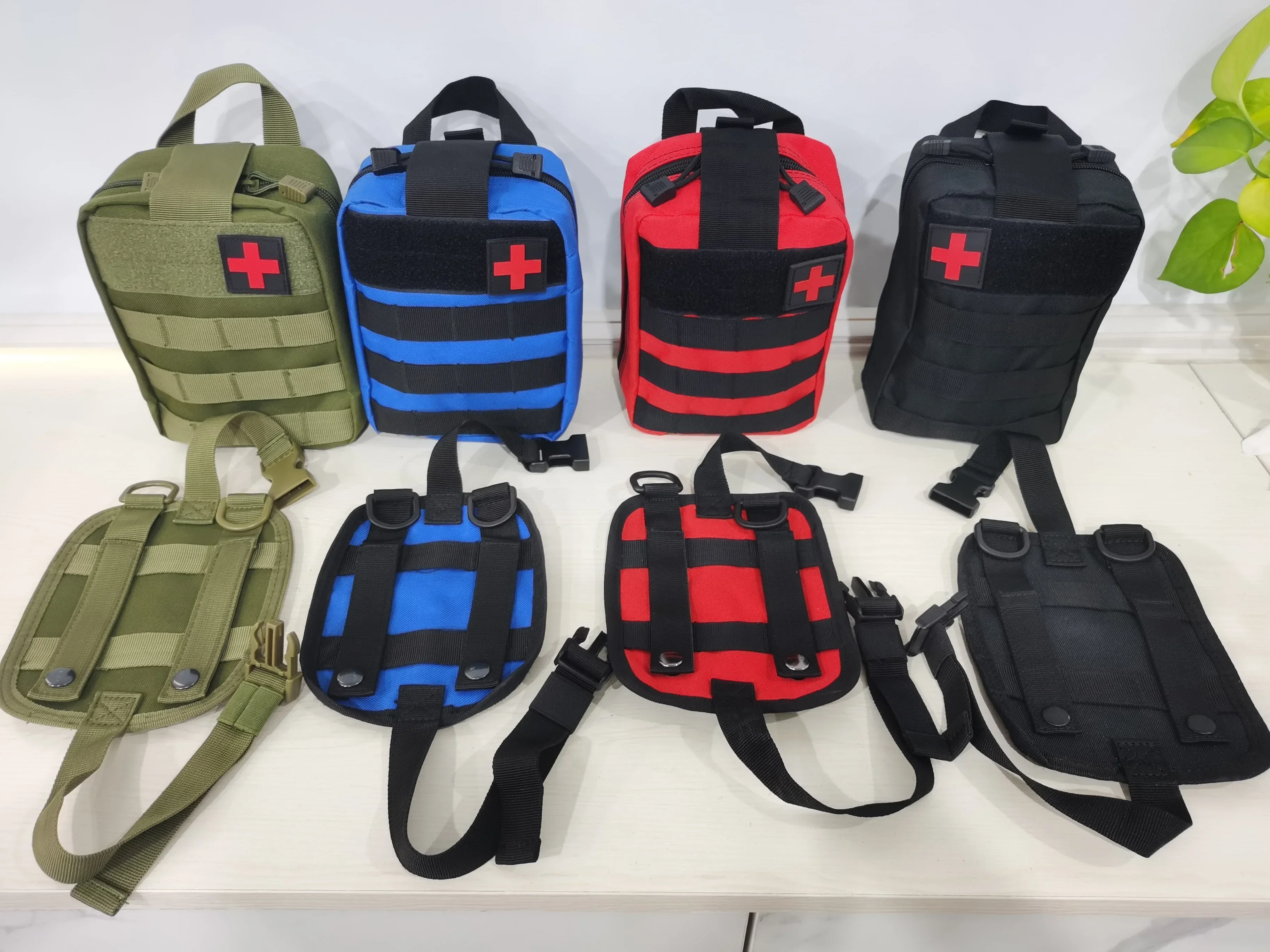 شحن سريع رائجة البيع بالجملة الصدمة التكتيكية الخوف الإسعافات الأولية طقم الطوارئ مول EMT EMS EDC Ifak كيس مزموم طبي مع جولة #6