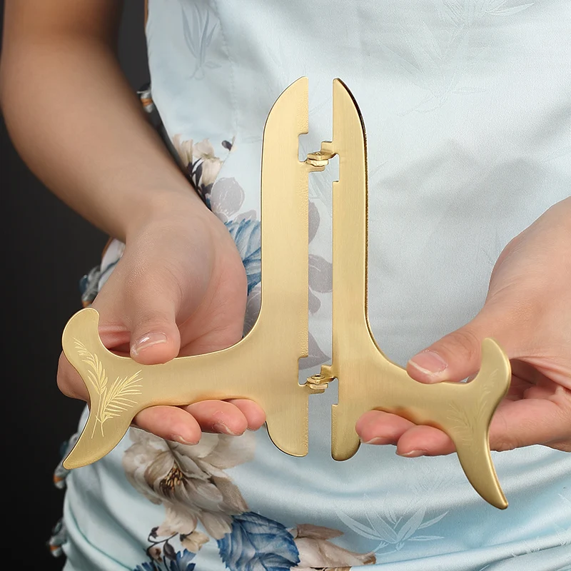 

Pure brass Pu'er tea rack, tea cake rack, bracket, porcelain plate ornament bracket, white tea display stand, tea ceremony.